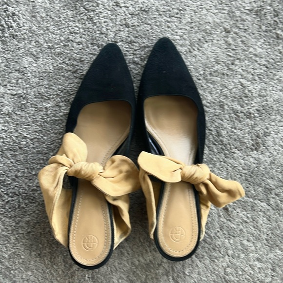 The row shoes - Picture 2 of 5